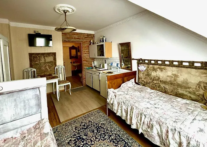 Kristin אוסטראון