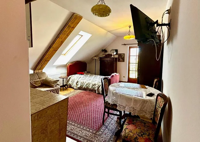 Kristin אוסטראון